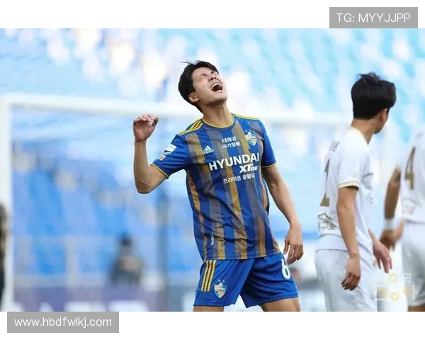 卞俊洙破门法里亚斯扳平光州FC与蔚山HD战成1比1平局 卞俊洙破门法里亚斯扳平光州FC与蔚山HD战成1比1平局